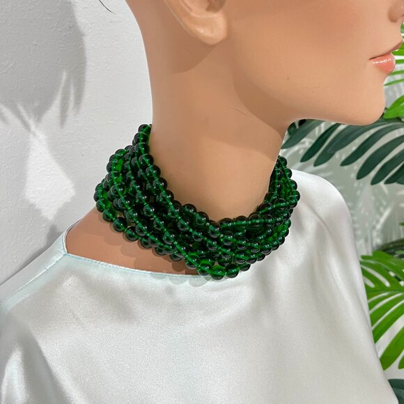 Chanel Vintage Seven Strand Green Gripoix Necklace - Picture 4 of 10